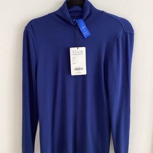 NWT Kit And Ace Size S Turtleneck